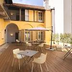 Penzion Palazzo Canetti - Piazza Grande - & - Easy Self Check-in 3*