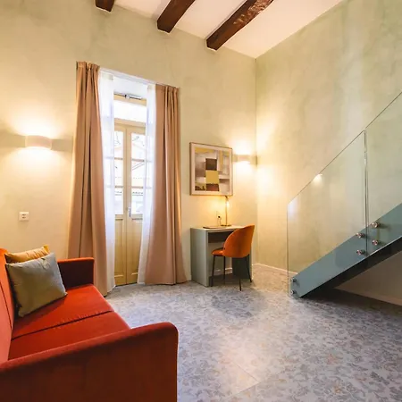 Palazzo Canetti - Piazza Grande - & - Easy Self Check-in *