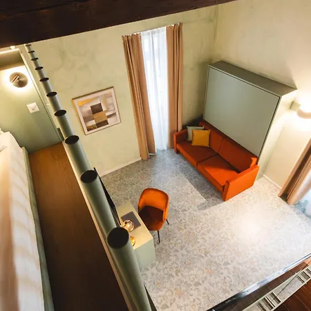 Gasthuis Palazzo Canetti - Piazza Grande - & - Easy Self Check-in Locarno