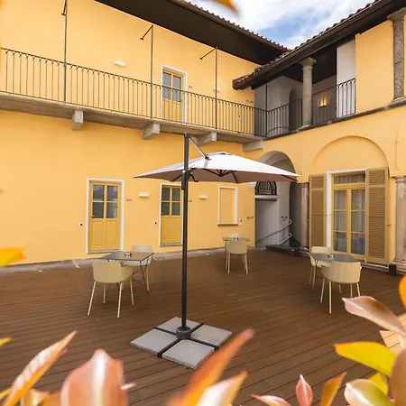 Palazzo Canetti - Piazza Grande - & - Easy Self Check-in Πανσιόν 3*