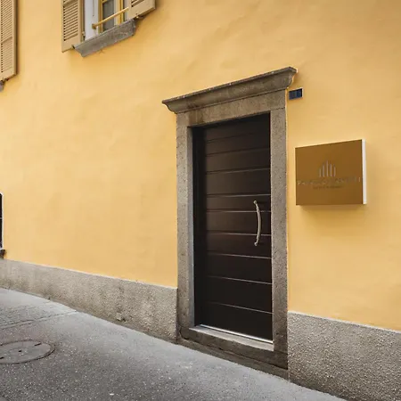 Palazzo Canetti - Piazza Grande - & - Easy Self Check-in Gasthuis