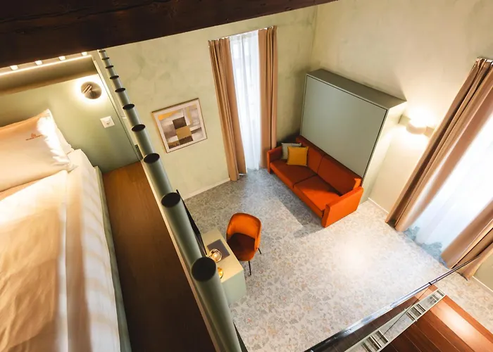 Гостевой дом Palazzo Canetti - Piazza Grande - & - Easy Self Check-in Локарно