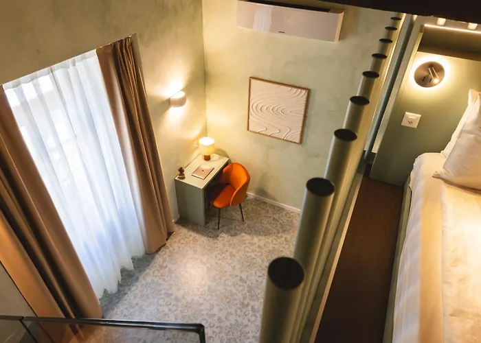 Palazzo Canetti - Piazza Grande - & - Easy Self Check-in 3*