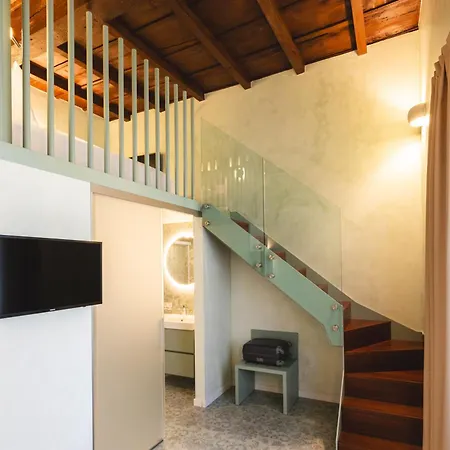 Palazzo Canetti - Piazza Grande - & - Easy Self Check-in Guest house 3*