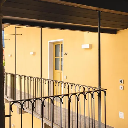 Palazzo Canetti - Piazza Grande - & - Easy Self Check-in 3* ロカルノ