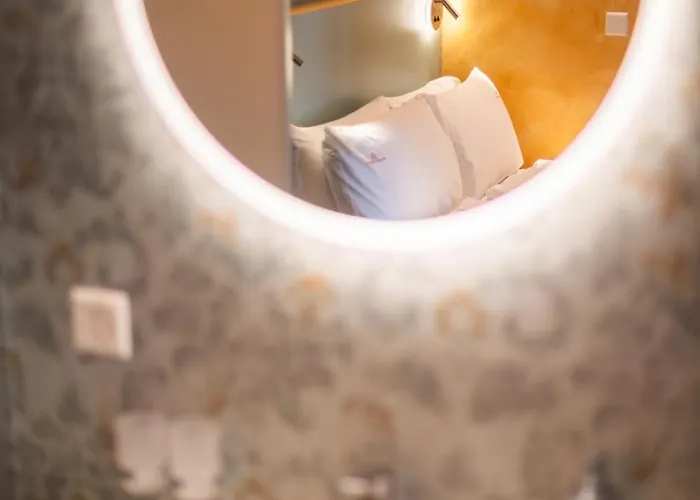 ゲストハウス Palazzo Canetti - Piazza Grande - & - Easy Self Check-in 3*