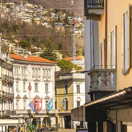 Palazzo Canetti - Piazza Grande - & - Easy Self Check-in Gasthof Locarno