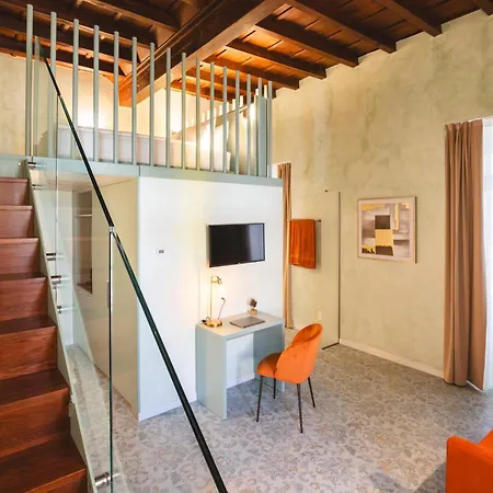 Palazzo Canetti - Piazza Grande - Suites&rooms - Easy Self Check-in Locarno