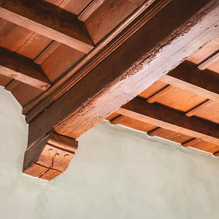 Palazzo Canetti - Piazza Grande - Suites&rooms - Easy Self Check-in Affittacamere