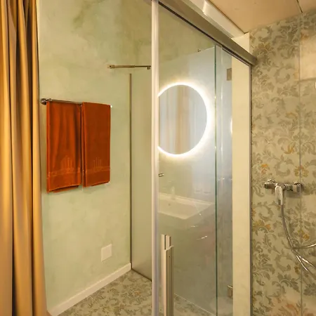 Palazzo Canetti - Piazza Grande - Suites&rooms - Easy Self Check-in Affittacamere 3*