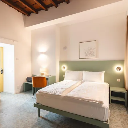 Palazzo Canetti - Piazza Grande - & - Easy Self Check-in Gasthof