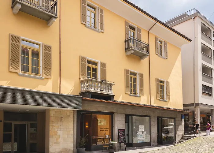 Gasthof Palazzo Canetti - Piazza Grande - & - Easy Self Check-in Locarno